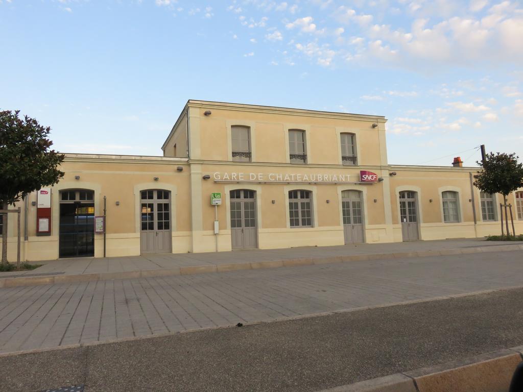 Appartement De Charme - Centre Ville Châteaubriant Екстериор снимка